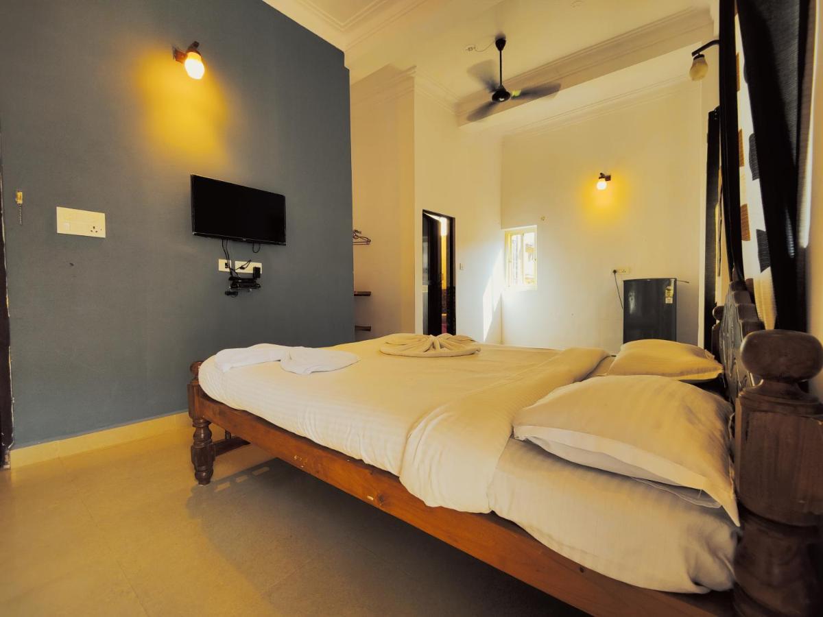 Candolim Glitter Sand Buitenkant foto